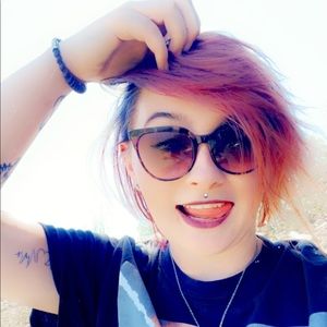 Meet your Posher, Brynn